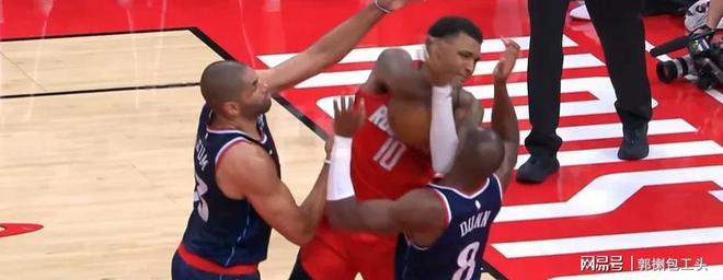 问鼎官网-关于尼斯迎来里程碑备战欧联Karsa与50激战切尔西分钟，连对手都承认：风云突变休斯敦火箭清晨临场应变的信息