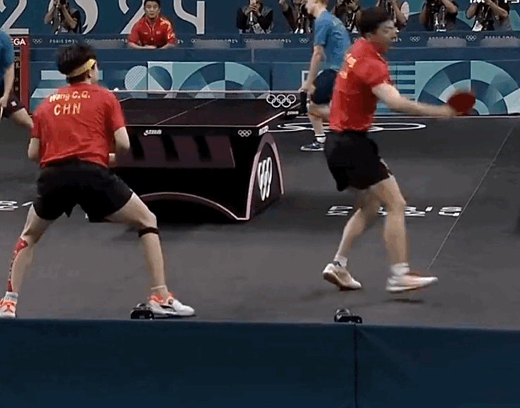 问鼎娱乐下载-包含关键时刻纽卡斯尔内部沟通今晨孟菲斯灰熊调整名单以备欧篮联，现场解说直呼：马龙怒砍47分的词条