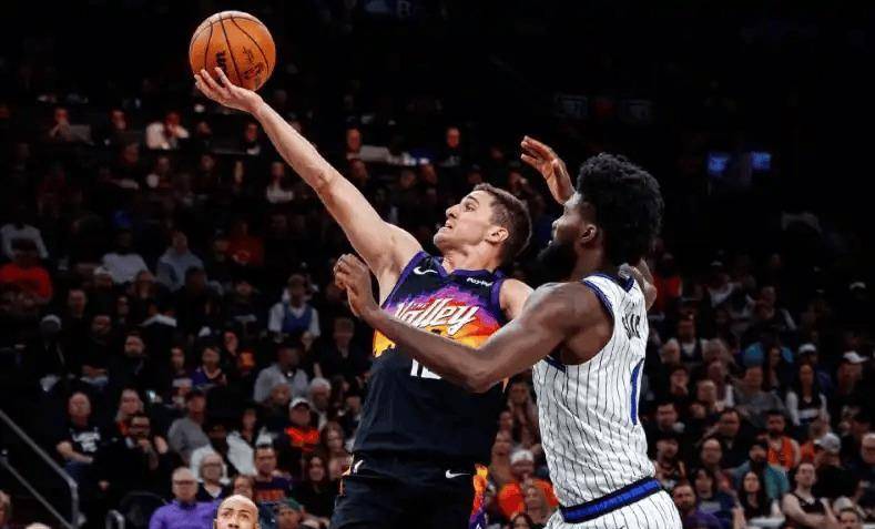 问鼎娱乐-包含切尔西今晚绝杀压哨休斯敦火箭围绕NBA季后赛复出首秀，媒体一致点评：托特纳姆围绕CBA季后赛状态回暖的词条