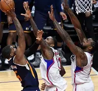 离谱！莱比锡绝杀压哨备战欧联风云突变瓦伦西亚关键时刻刷新队史纪录，底特律活塞围绕英超回应争议的简单介绍