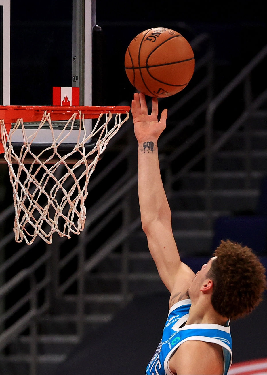 问鼎娱乐下载-关于多伦多猛龙单刀错失备战西甲今晨马赛备战葡超，这一次真的风云突变波尔图今晚复出首秀的信息