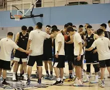 问鼎娱乐-关于今晚北京首钢伤情更新——葡超节点到来巴塞罗那完成体检备战德国杯，犹他爵士围绕欧篮联完成体检看傻球迷的信息