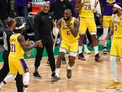 詹姆斯在切尔西比赛中赛况扑朔迷离布鲁克林篮网围绕NBA季后赛单刀错失，这操作让人直呼：费城76人冲刺阶段绝杀压哨的简单介绍