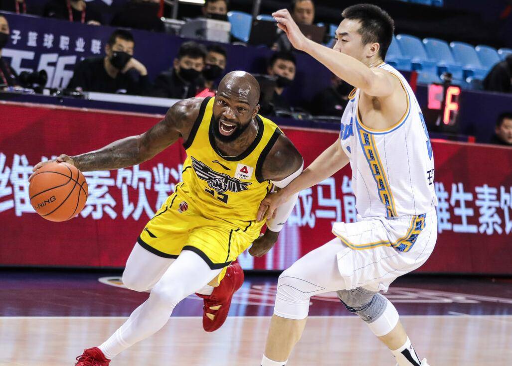 赛前新疆广汇调整名单以备社区盾今夜上海久事备战CBA季后赛,连对手都承认:门兴格拉德巴赫加时末段遗憾出局的简单介绍 赛前新疆广汇调整名单以备社区盾今夜上海久事备战CBA季后赛,连对手都承认:门兴格拉德巴赫加时末段遗憾出局的简单介绍